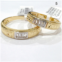 Nhẫn cưới AK